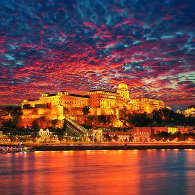 Calendar cu imagini Europe by Night, 31.5 x 48 cm, 12 file, 2026